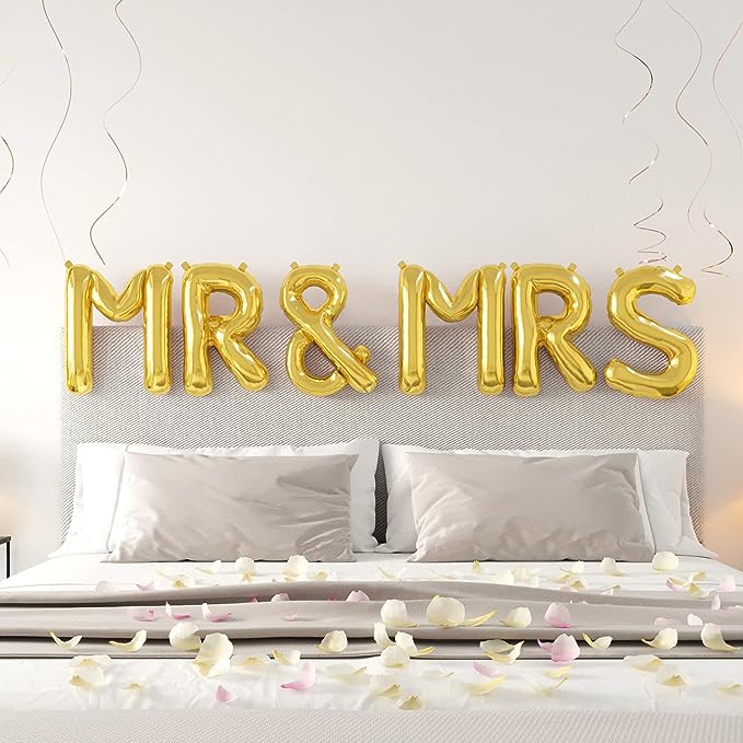 Mr & Mrs/Gold