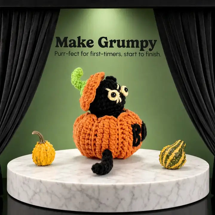 Craft Hero Threadies - Crochet Learning Kit - Grumpy the Black Cat